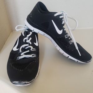 Ladies Nike Free 5.0 shoes